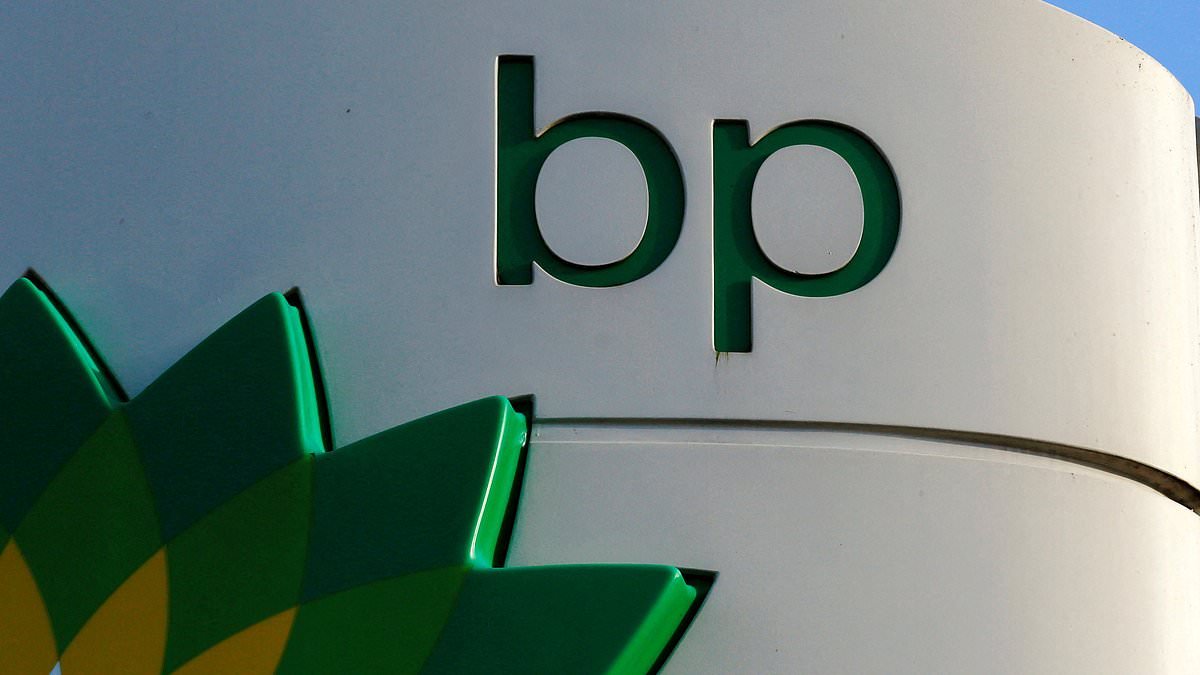 BP chairman faces major revolt over green snub
