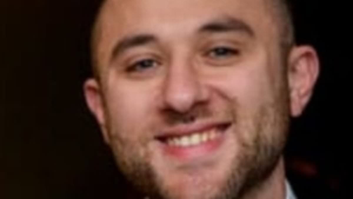 Labour activists 'paid £36,000 for PR firm to look into backgrounds of Sunday Times journalists' investigating secret donations