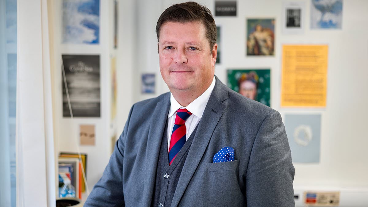 School holidays should be moved and the summer break changed, Ofsted chief says