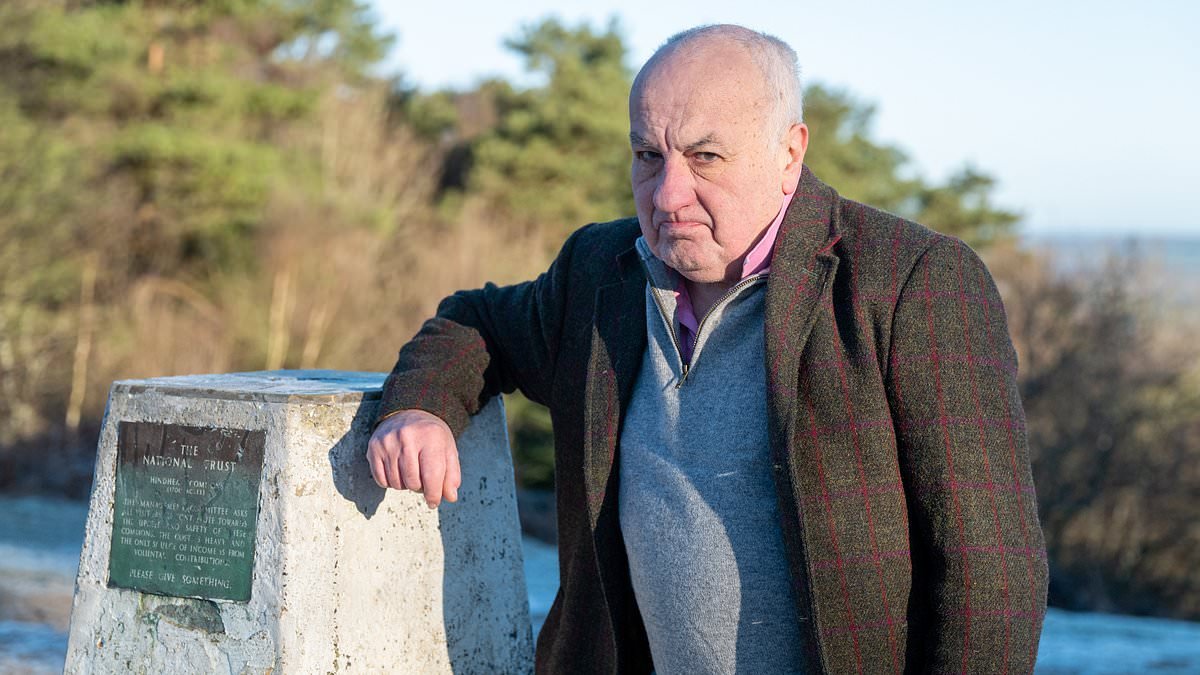 Furious National Trust helper sacked for pointing out 2,000 spelling errors on its website... says he's found a THOUSAND more