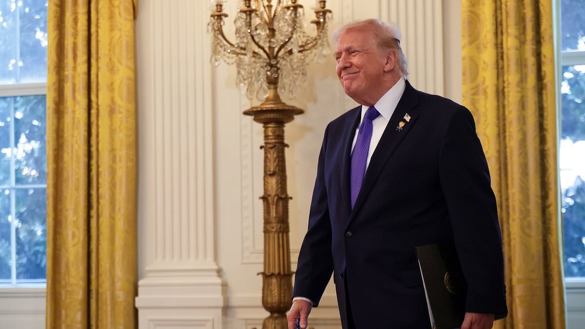 Trump's motorcade rerouted after 'suspicious device' discovered by Secret Service near Florida airport