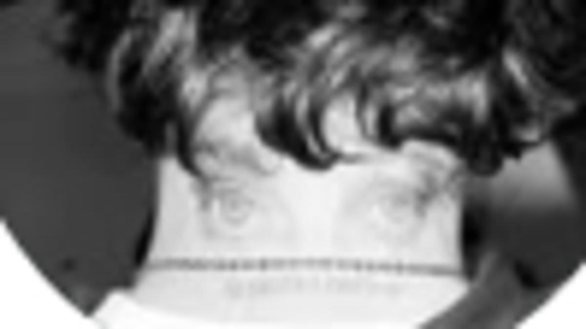 Brooklyn Beckham sends a message to his family amid bitter feud as he updates his social media photo after astonishing rant