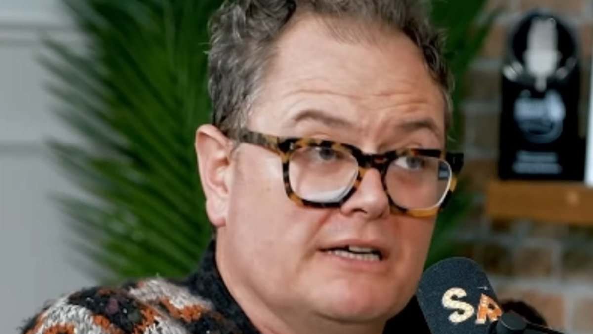 Alan Carr announces he is now a baron and jokes he's about to enter his 'turret era' after buying £3.25million Traitors-style Scottish castle