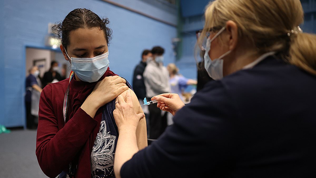 Killer Kent Meningitis B strain may have evolved to become 'better at transmitting', scientists warn