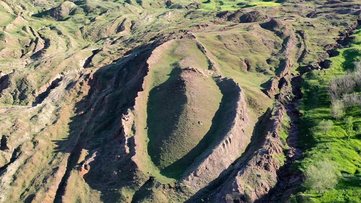 Noah's Ark mystery deepens as underground tunnels found in Turkey mountain match Bible blueprint