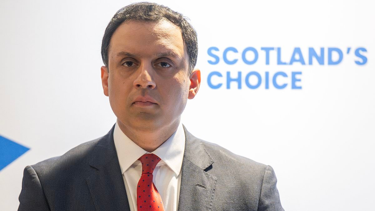 Scottish Labour leader Anas Sarwar says he stood by his 'liberating' call for Keir Starmer to quit in phone chat with PM