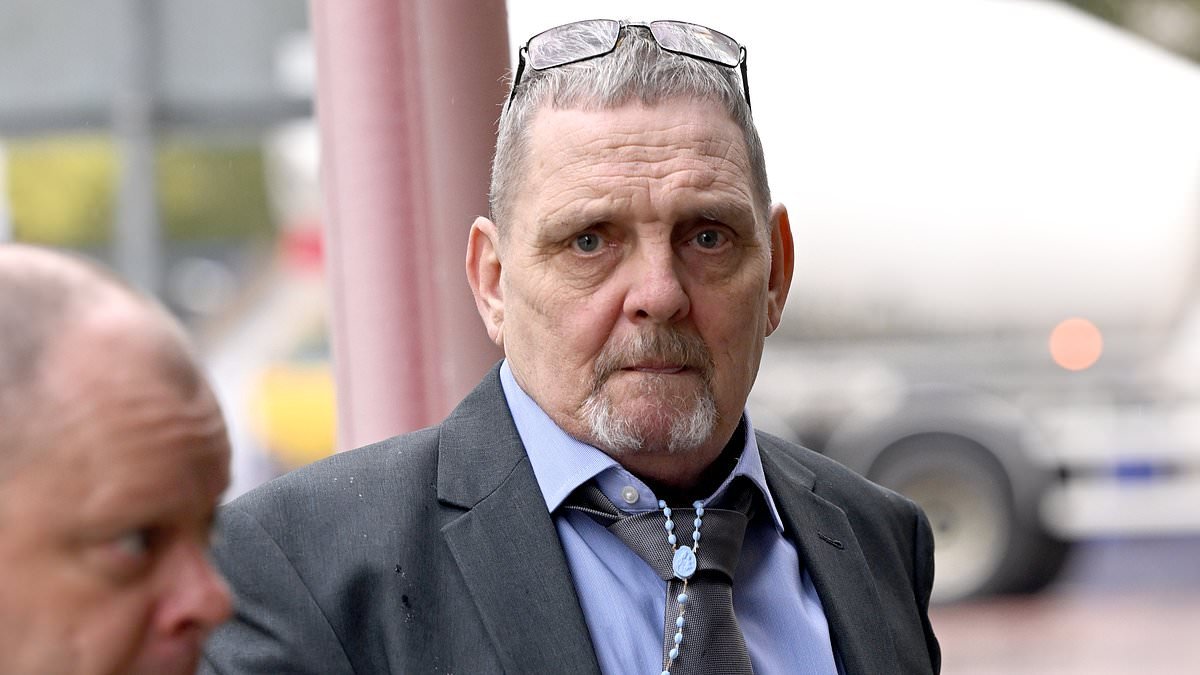 Driver was paid just £15 to transport crime gang who shot dead innocent mother-of-four on her doorstep