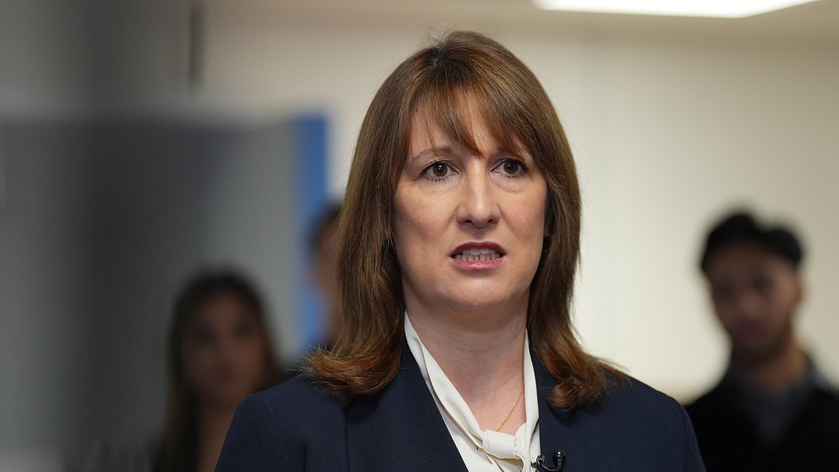 Inflation falls to its lowest level in almost a year to fuel hopes of interest rate cut