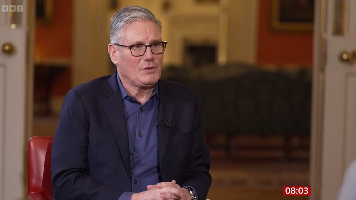 'Nobody is above the law': Keir Starmer heaps fresh pressure on Andrew Mountbatten-Windsor to speak to police investigating his links to paedophile Jeffrey Epstein