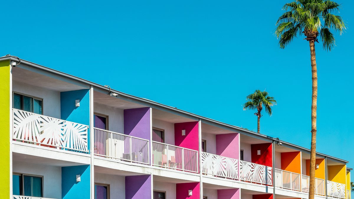 Panic for homeowners as map reveals just FIVE seller strongholds - and all the rest to see house prices tumble