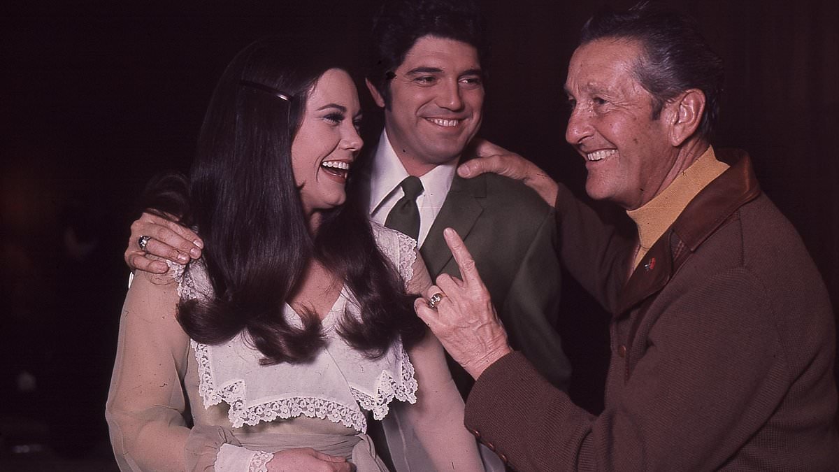 Guy Hovis dead at age 84: Singer who performed on legendary Lawrence Welk Show dies after battling illness in hospital