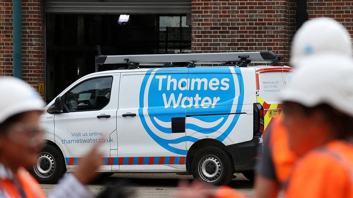 Thames Water creditors increase rescue offer to £3.4bn in bid to prevent collapse