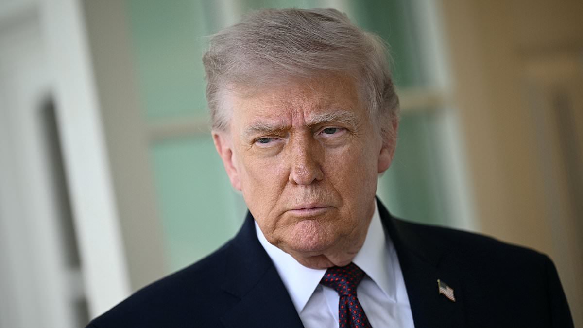 The 'Gate of Tears': 18-mile global chokepoint Iran is plotting to seize as Saudis beg Trump to end Hormuz blockade