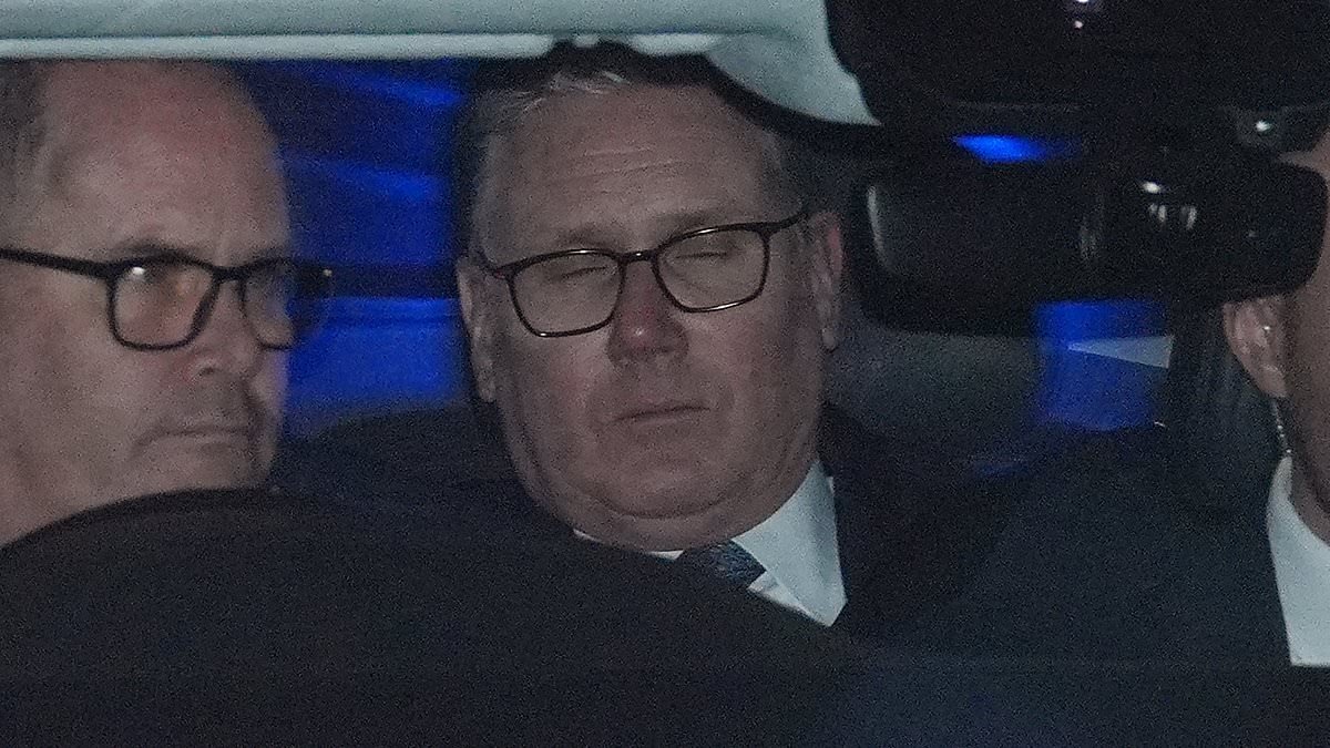 'Coup plotter' Streeting faces Starmer at Cabinet: PM is too weak to sack man who tried to orchestrate his downfall as he gathers what's left of his government