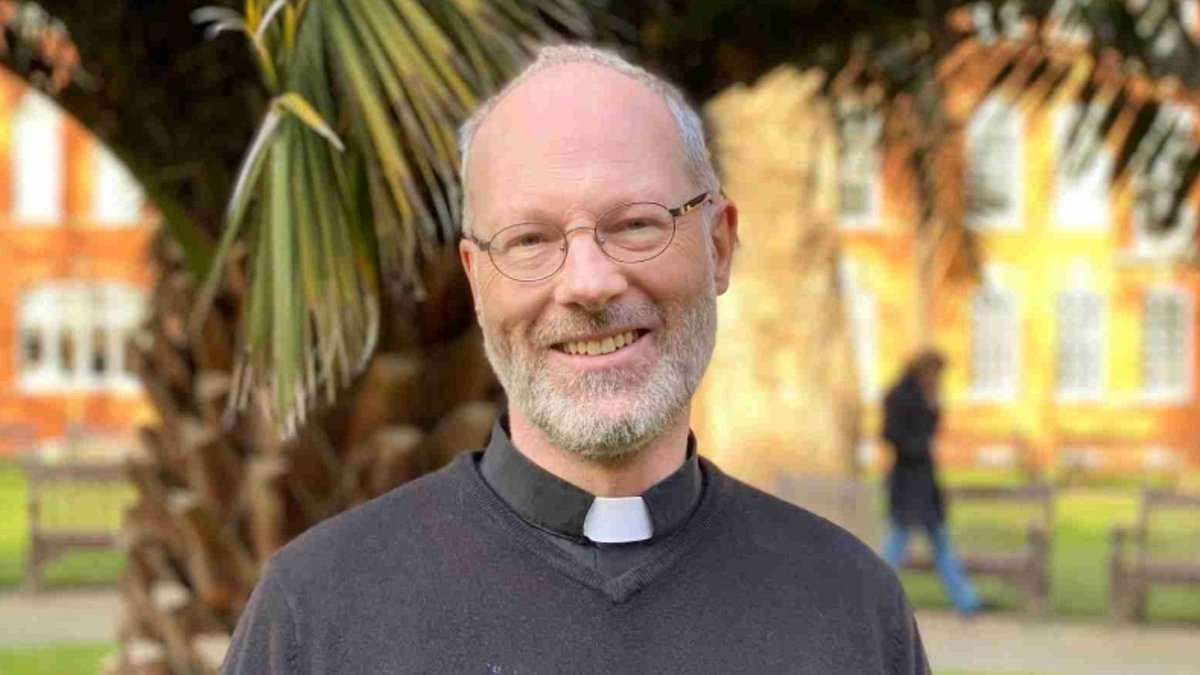 University of Oxford priest told to step down after grooming and misconduct allegations