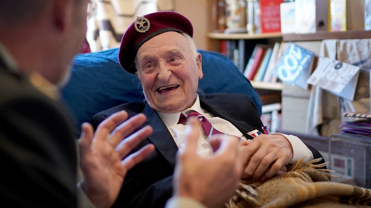 Battle of Arnhem hero dies aged 103: Tributes for Peter Colthup - the last glider pilot from the fabled Operation Market Garden
