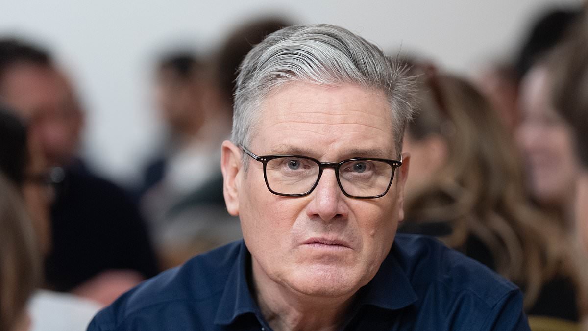 Labour MPs blame by-election defeat on Starmer's decision to block Andy Burnham from running