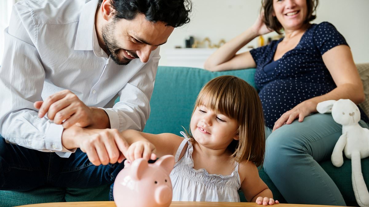 How Rachel Reeves can turbocharge the future pensions of your children - and YOU can help them too