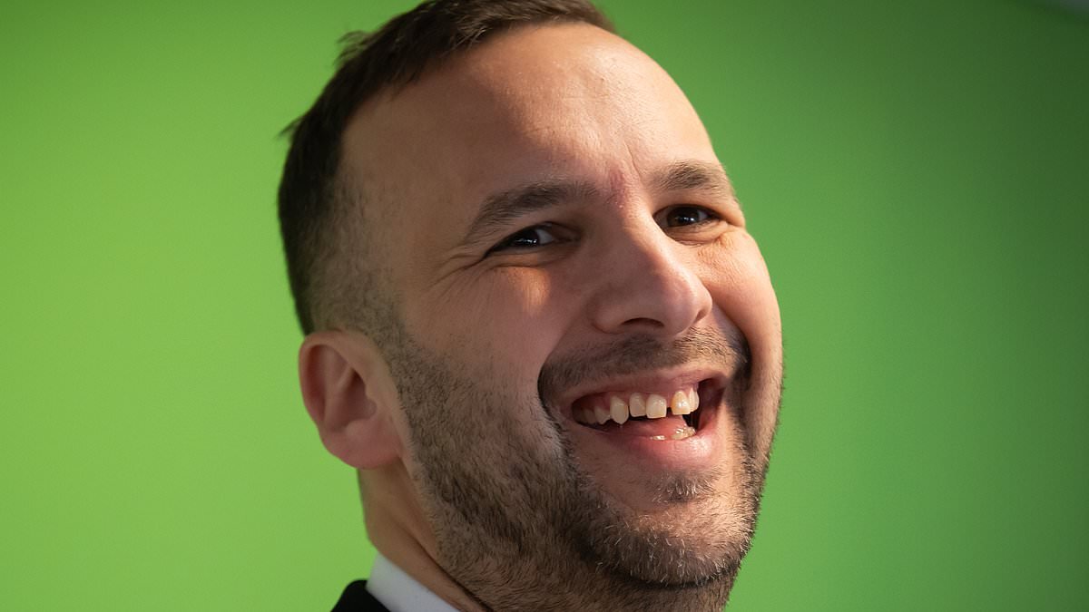 Green Party plans to reduce the speed limit on Britain's motorways to 55mph under Zack Polanski's 'war on motorists'