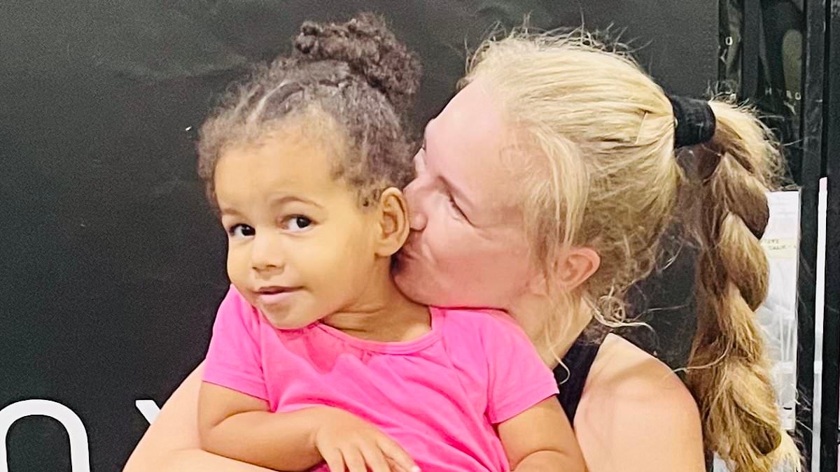 I will NEVER let my toddler eat processed foods... despite critics' claims that I'm depriving her