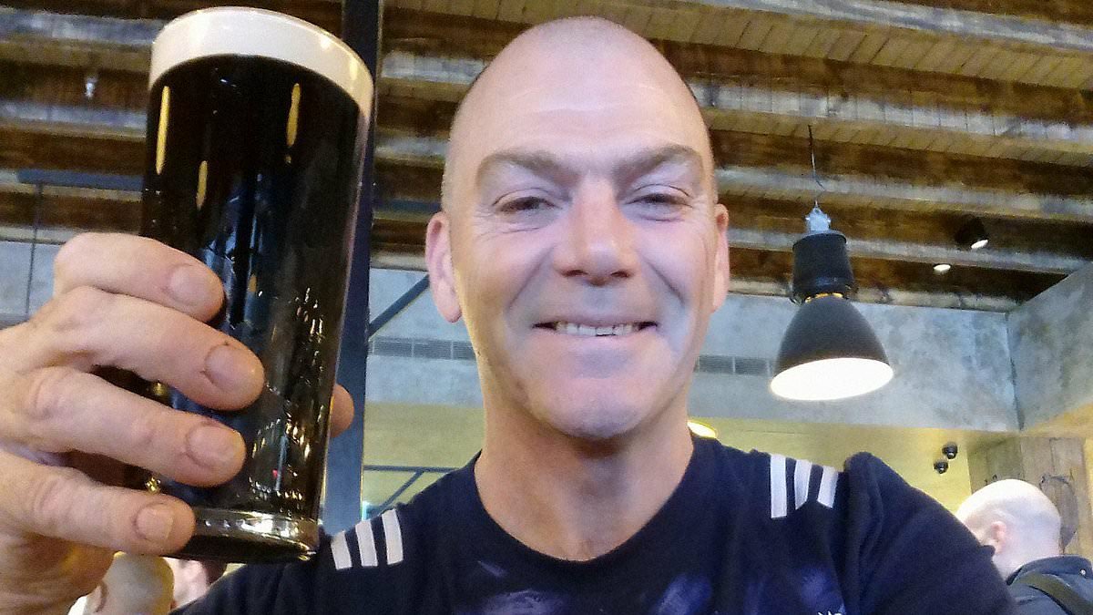 BORIS JOHNSON: The sacking of a hero bus driver for knocking out a necklace thief says it all about the wet, woke, legalistic pettifoggers who run Starmer's Britain