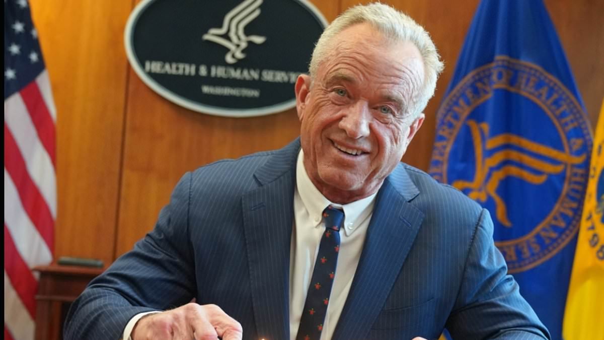 RFK Jr reveals his strange daily routine... including not eating until noon and meditating with 'dead people'