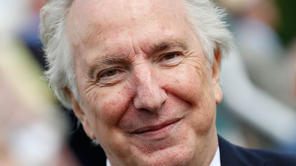 The deadly pancreatic cancer risk factors no one should ignore: Just one drink a day, weight loss jabs... and bacon sandwiches