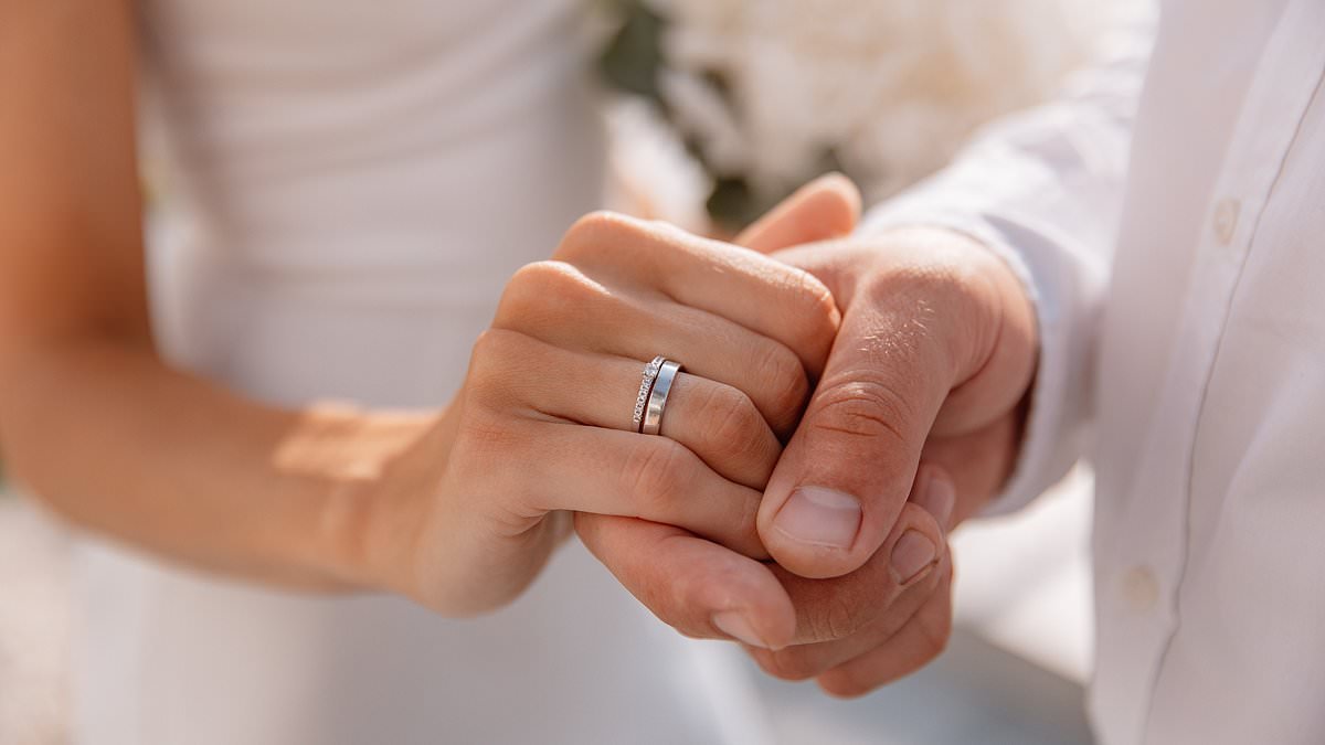 Never married? Your cancer risk could be up to 85 per cent higher, study finds