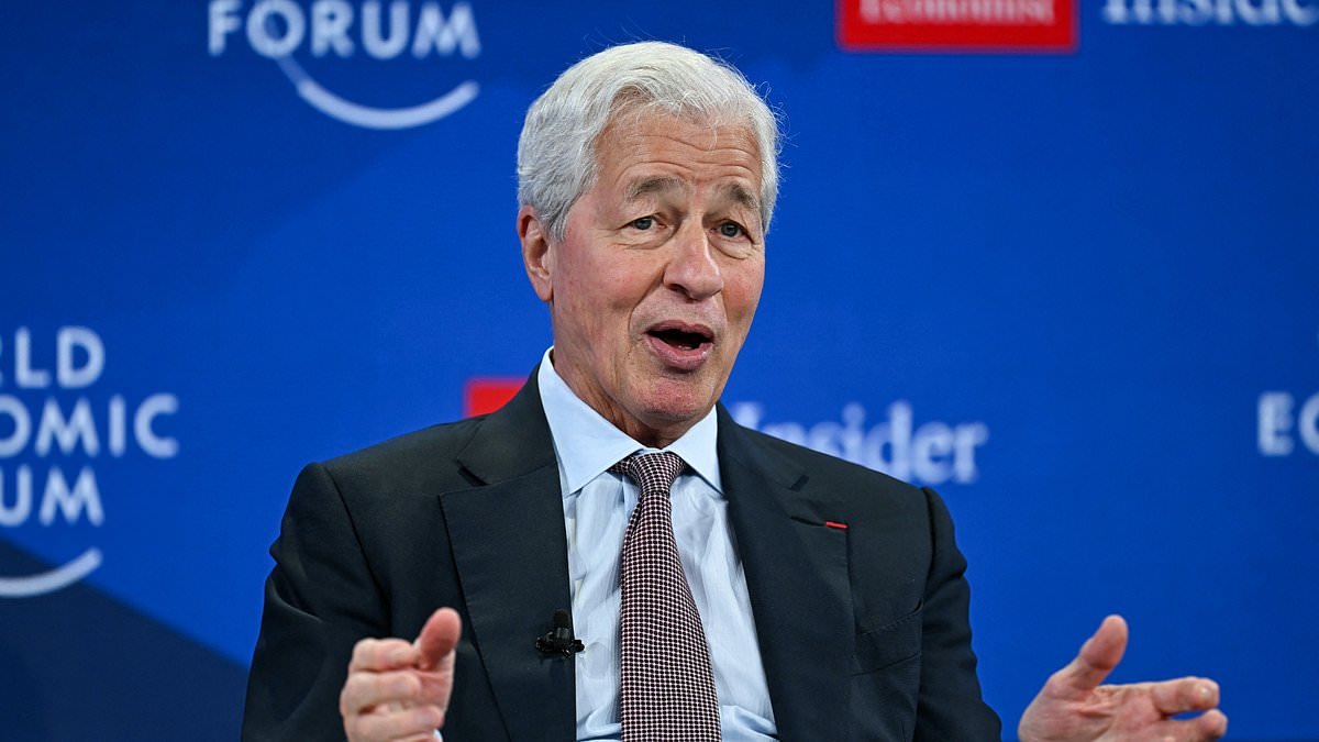 Wall Street's most powerful boss Jamie Dimon has a strict Friday rule… and rivals are copying it
