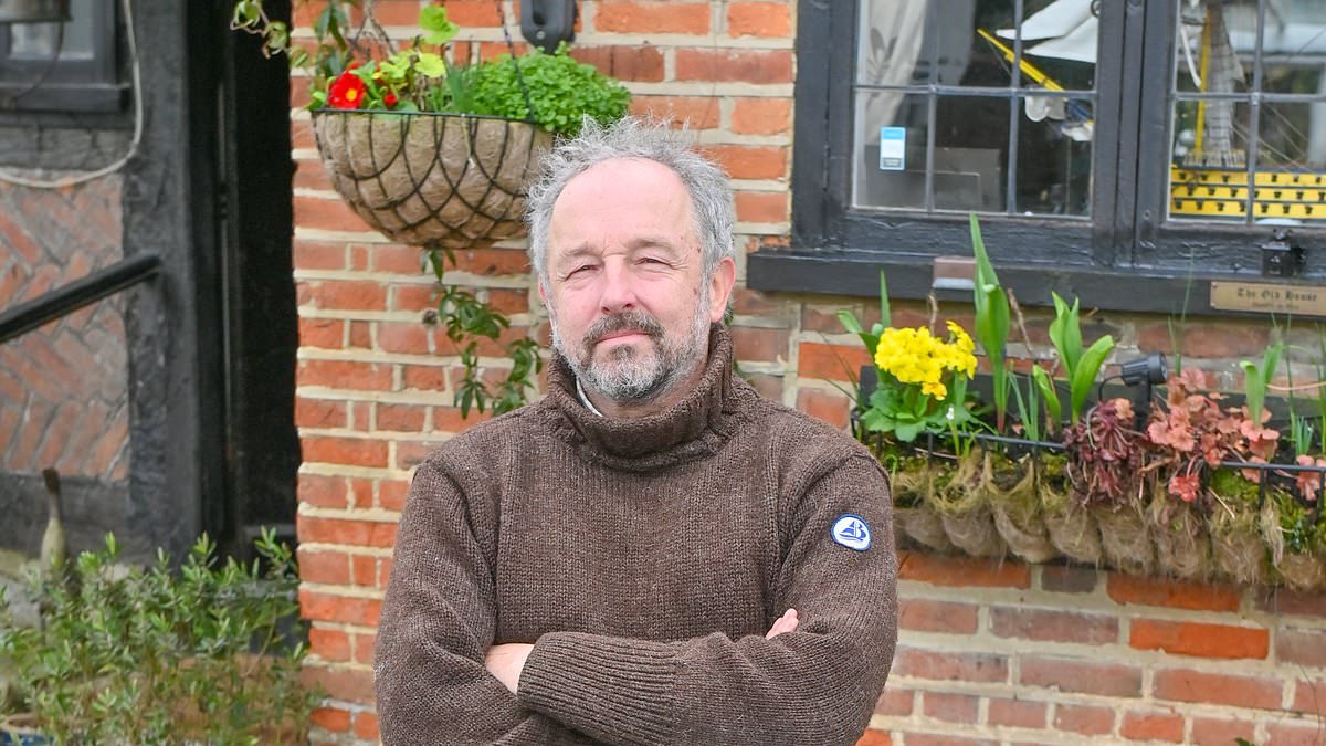 Council orders pensioner to remove flowerpots from outside his £1.2million seaside home because they are obstructing the highway