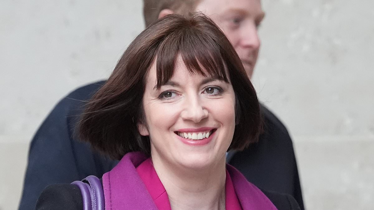 Starmer's classroom class war: Fury at plan to means test funding based on parental income