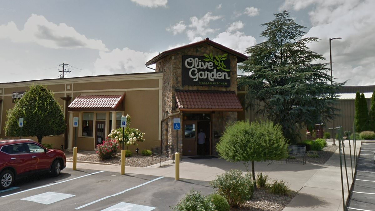 Olive Garden worker dies by horrific deep fryer 'suicide' in front of traumatized colleagues
