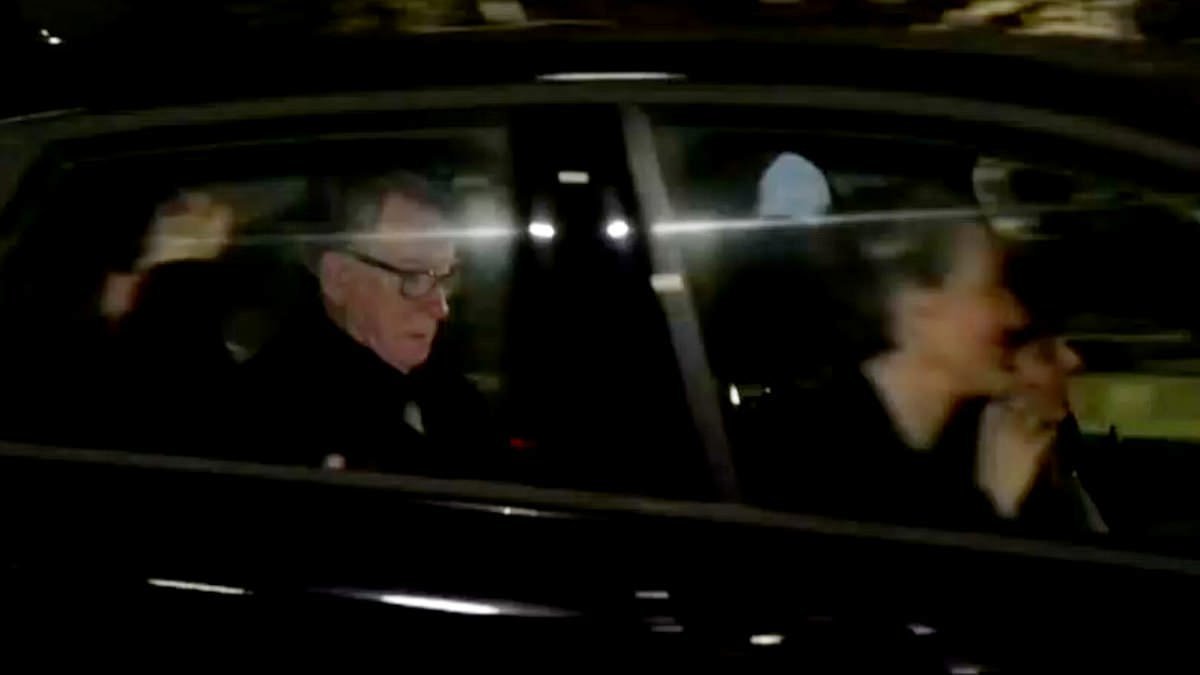 Police feared Peter Mandelson 'was about to flee to the British Virgin Islands': Disgraced ex-minister denies he was a 'flight risk'