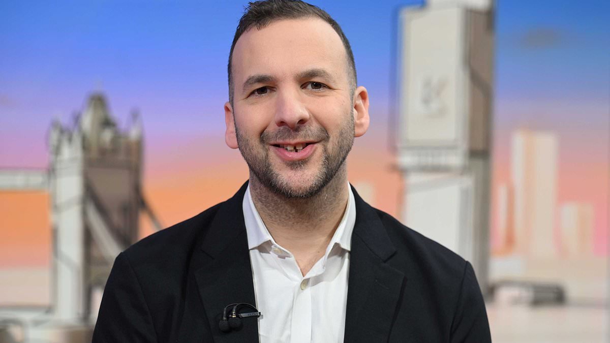 Fury at Green leader for celebrating court's failure to convict Palestine Action protesters over break-in that left policewoman with 'shattered spine' from sledgehammer attack