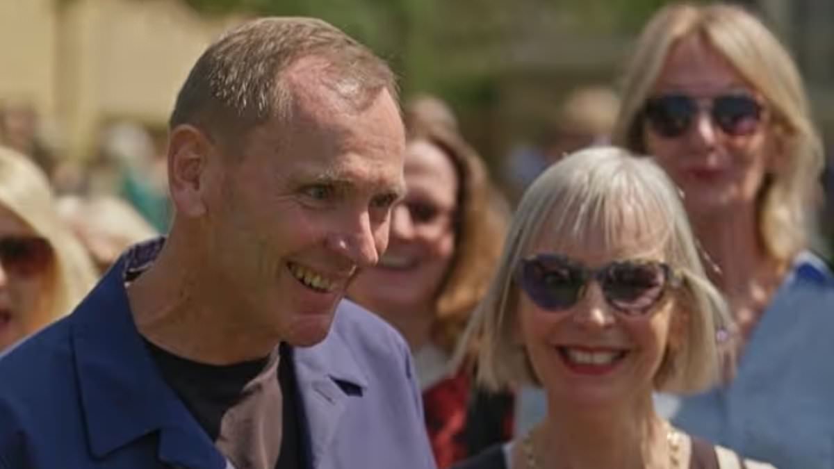 Antiques Roadshow guest gasps 'I had no idea!' as he learns eye-watering value of painting he picked up for just £20 in VERY lucky twist of fate