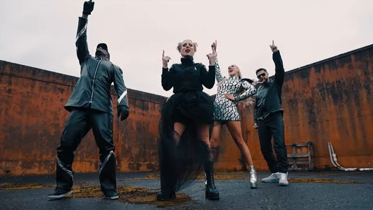 Iconic 90s dance band N-Trance are back 22 years after releasing their last single - and fans are going wild over their new song