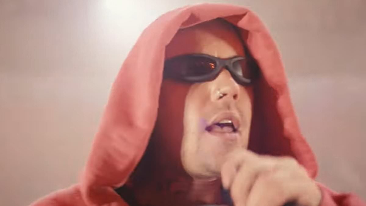 Justin Bieber delights fans with soulful late-night set at Coachella Day 2 as he headlines star-studded lineup