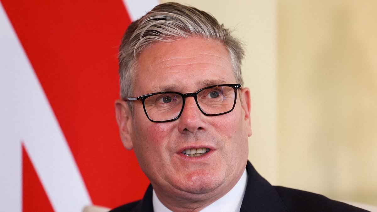 Starmer scrambles for cost-of-living strategy amid threat from Reform - as PM admits Brits have it 'harder than it should be'