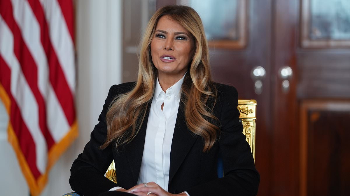 Melania issues withering response as reporter stuns First Lady with Ghislaine Maxwell question