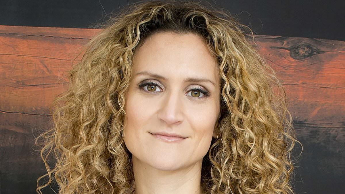 My toenails have suddenly gone hard, crusty and yellow. Is there ANYTHING I can do? DR ELLIE has an ingenious solution