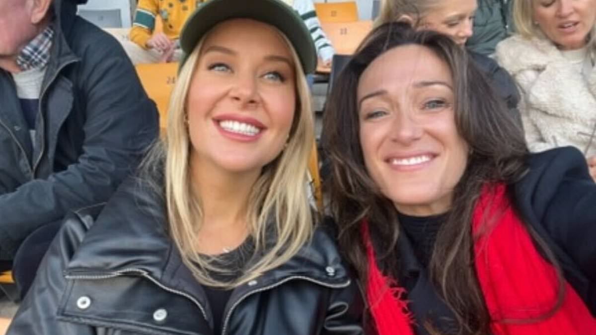 Four of my female friends were diagnosed with cancer in a year. They were all under 45 - and doctors are baffled: JANA HOCKING