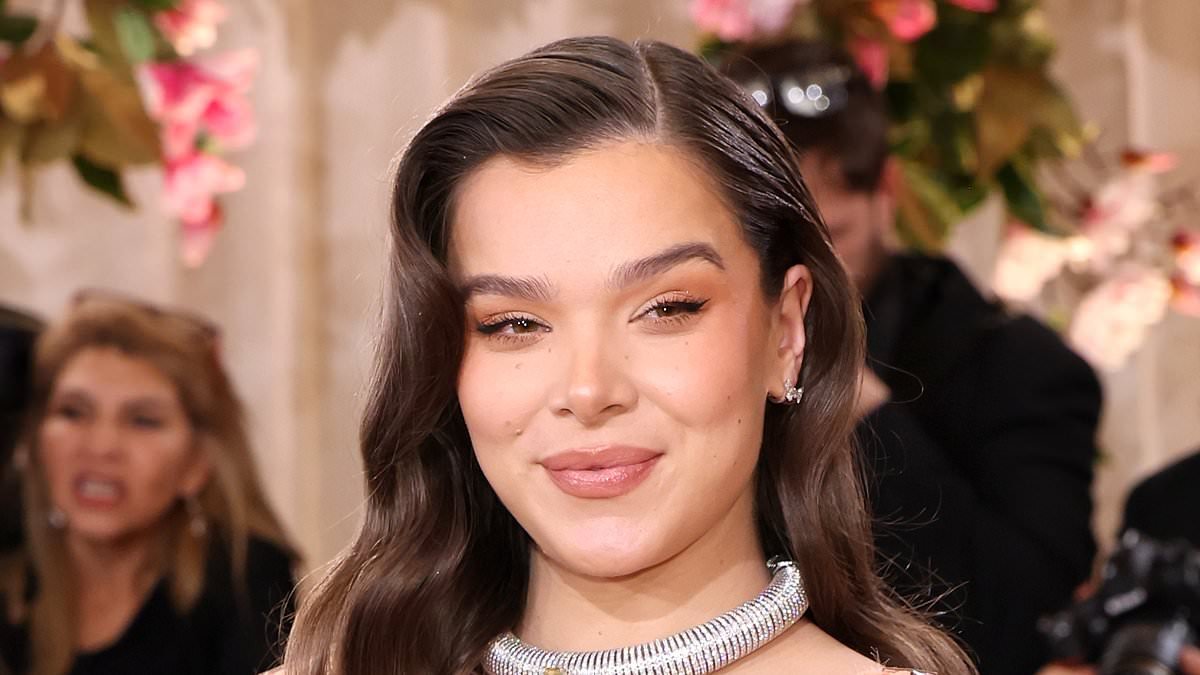 Pregnant Hailee Steinfeld cradles her baby bump at 2026 Golden Globes after husband Josh Allen's playoff win