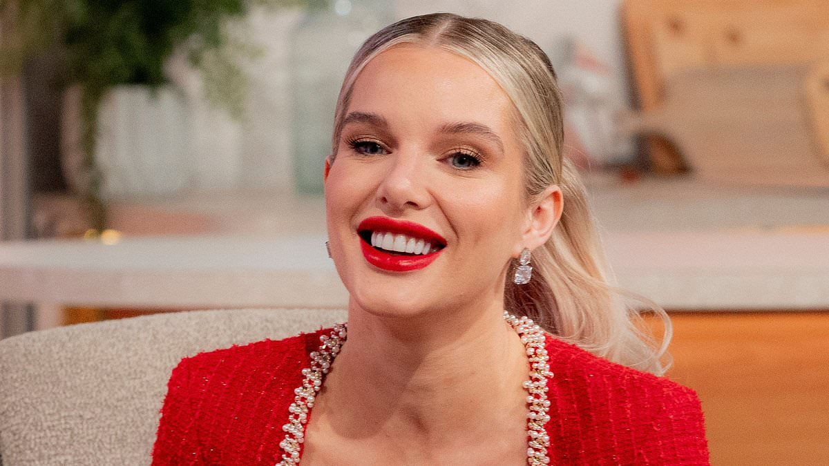 Helen Flanagan 'told David Haye to dump girlfriend Sian Osborne for HER during their toxic relationship' after lifting the lid on their 'throuple'
