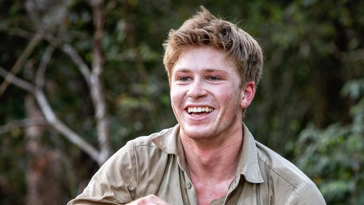 Robert Irwin doesn't look like this anymore! Celebrity conservationist stuns fans as he debuts a shock new look