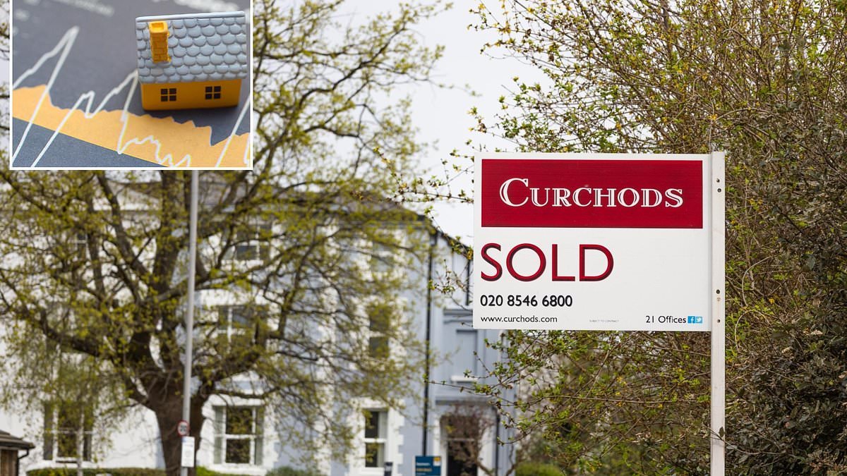 House prices jump £4,000 in March, says Nationwide
