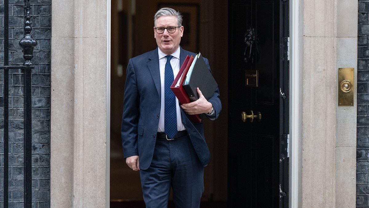Keir Starmer 'would have been ousted from No10' if he had joined Trump's air strikes on Iran - after Ed Miliband 'led Cabinet resistance'