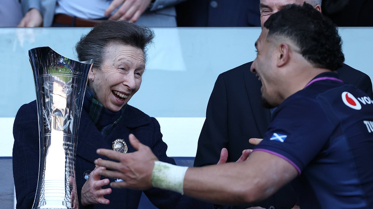Awkward moment Mike Tindall corrects rugby player who doesn't know who his mother-in-law Princess Anne is