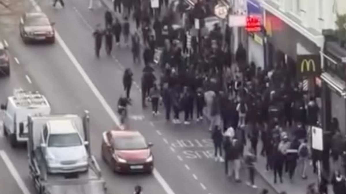 Revealed: The Clapham teen group chats inviting mob chaos - with more disorder planned for this weekend