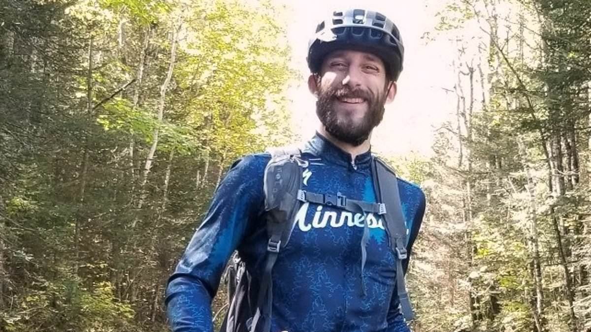 REVEALED: Border agents were trying to detain an Ecuadorian man at time of deadly shooting of Alex Pretti in Minneapolis