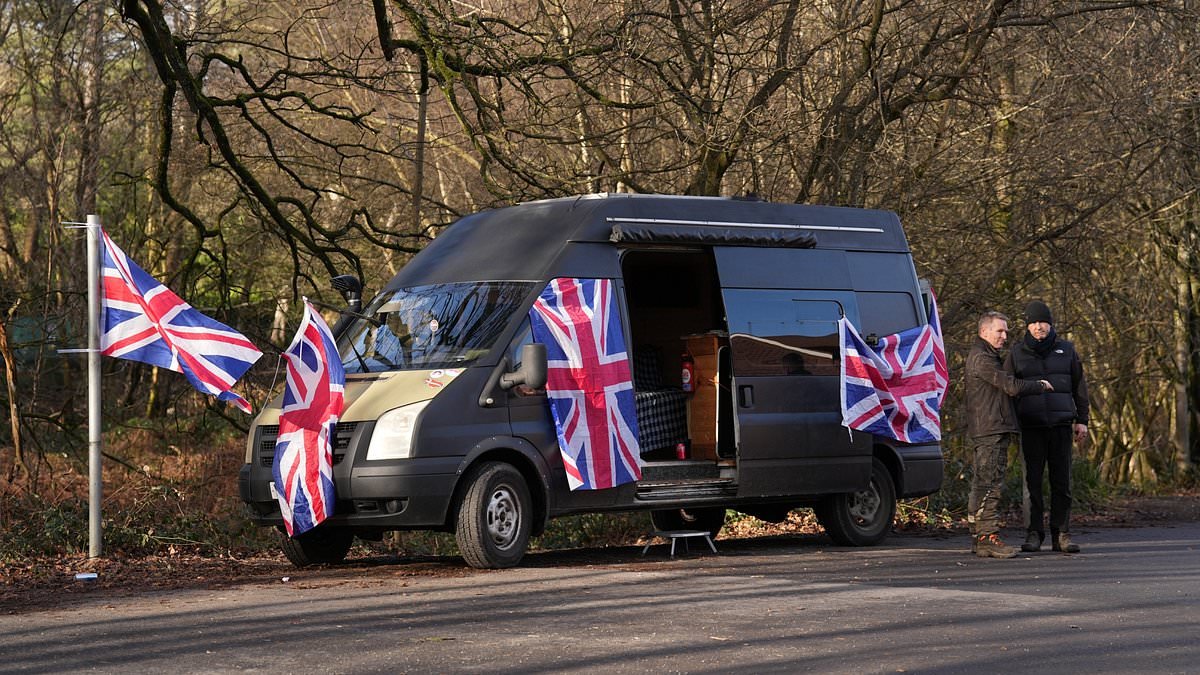 Three are arrested outside Crowborough barracks as protestors block vehicle leaving army camp housing asylum seekers